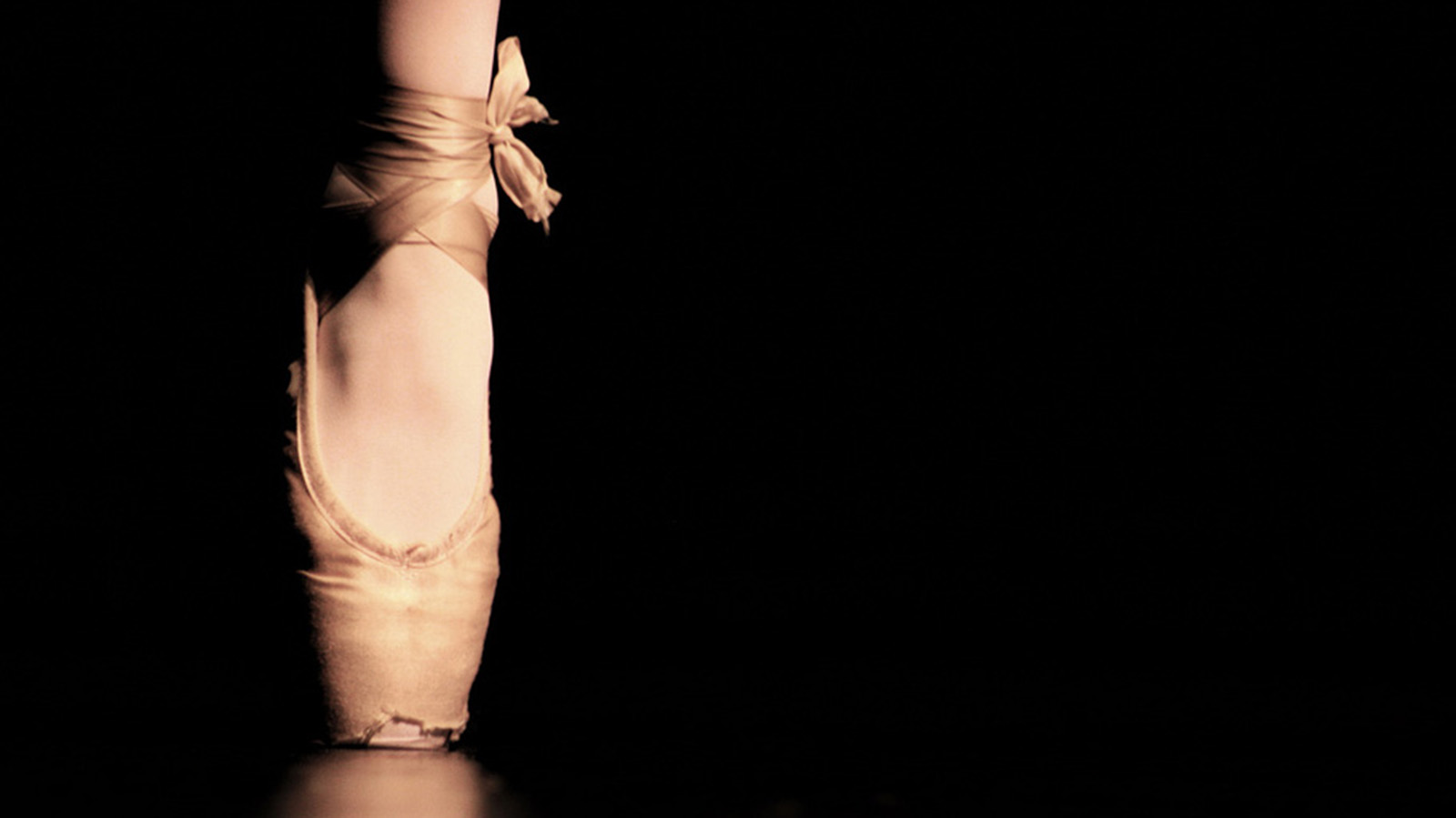 A Better Pointe Shoe Is Sorely Needed